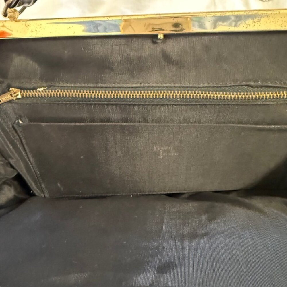 Vintage 1950/60's Large BLACK Vinyl Top Handle Purse/Bag Satchel Clasp Lock - Picture 7 of 9
